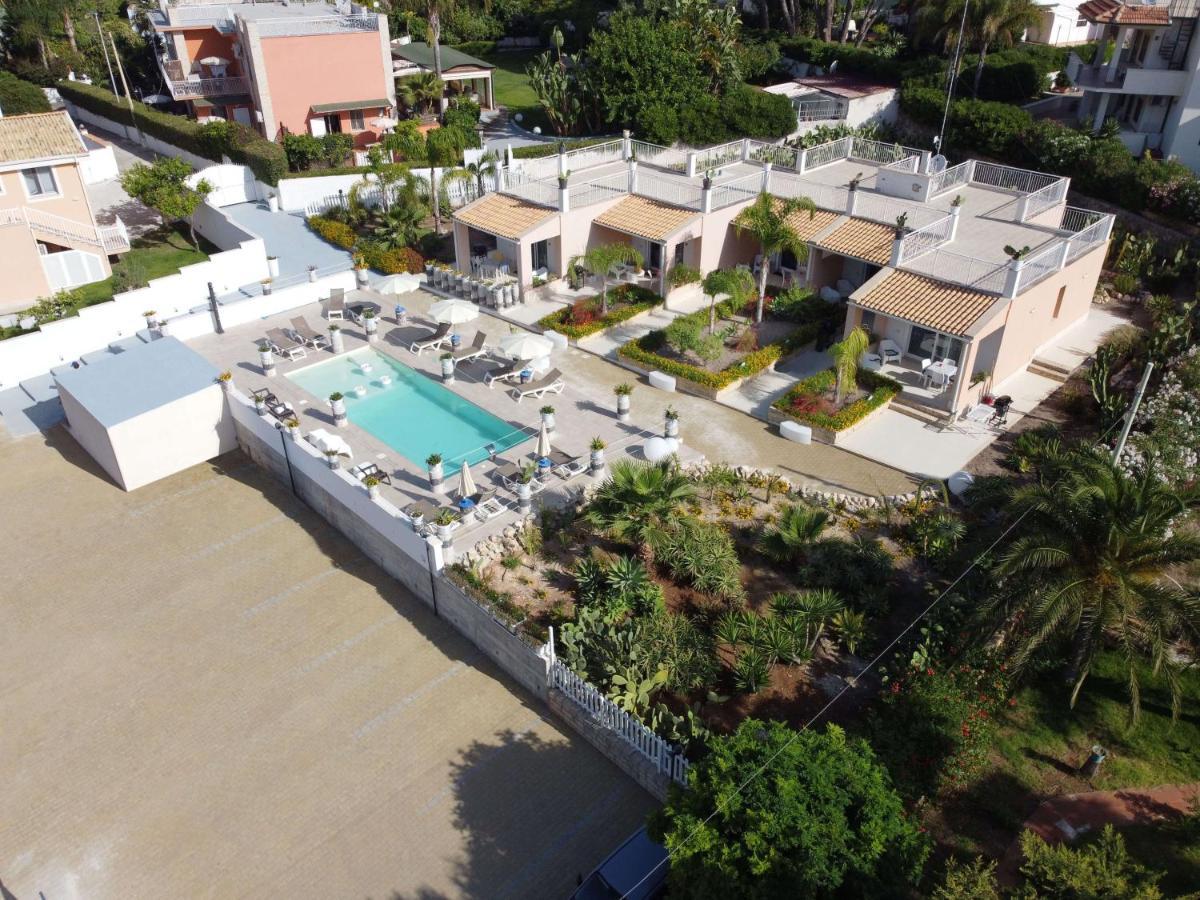 Small Luxury Apartments Pool And Sea View - Stella Del Mare Fontane Bianche Exterior foto